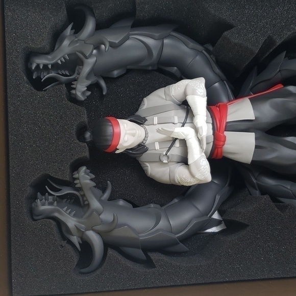 Mortal Kombat Kollector's Edition Figure /Game for X Box series X - Picture 8 of 15